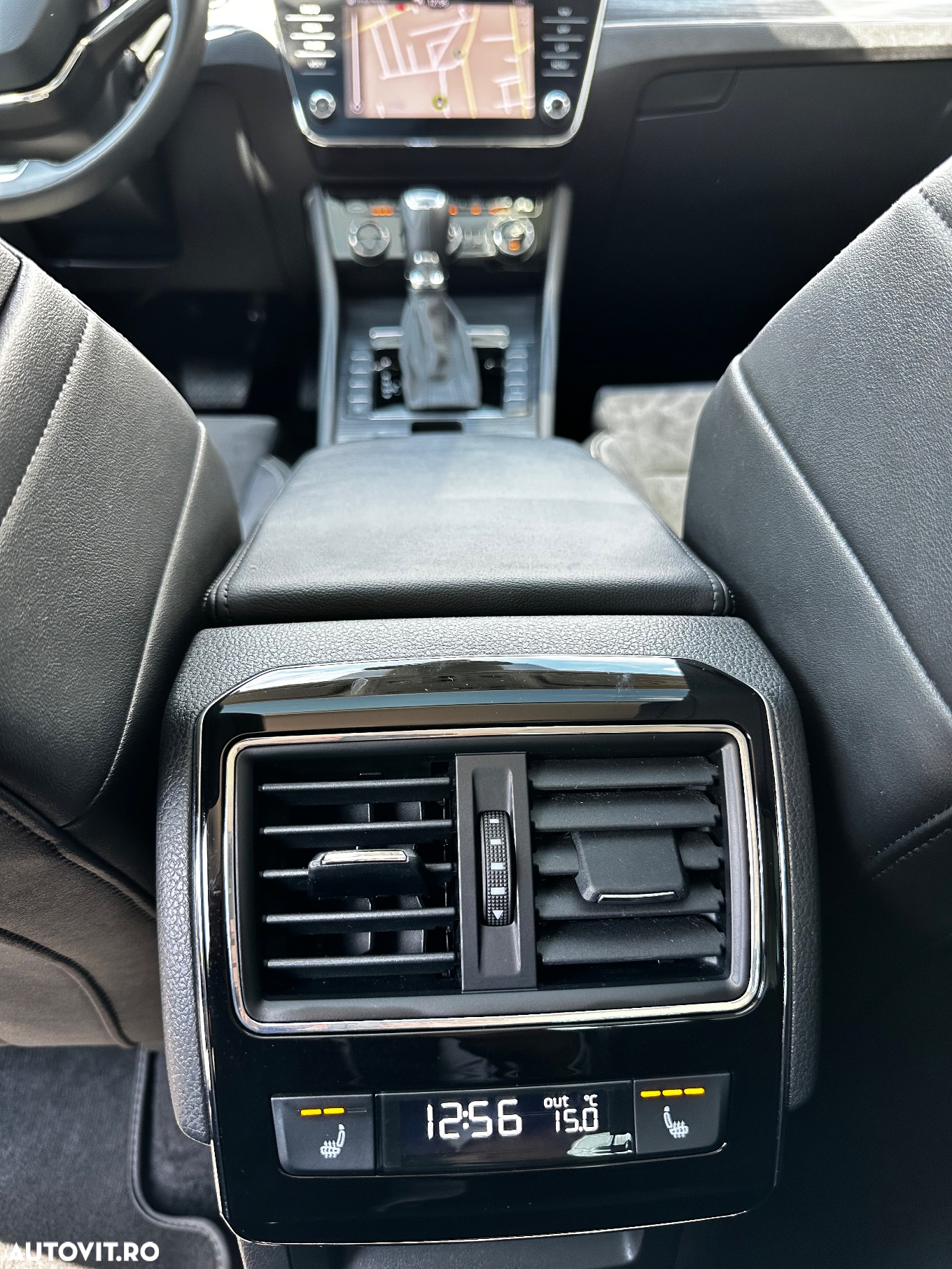 Skoda Superb 1.5 TSI DSG Sportline - 5
