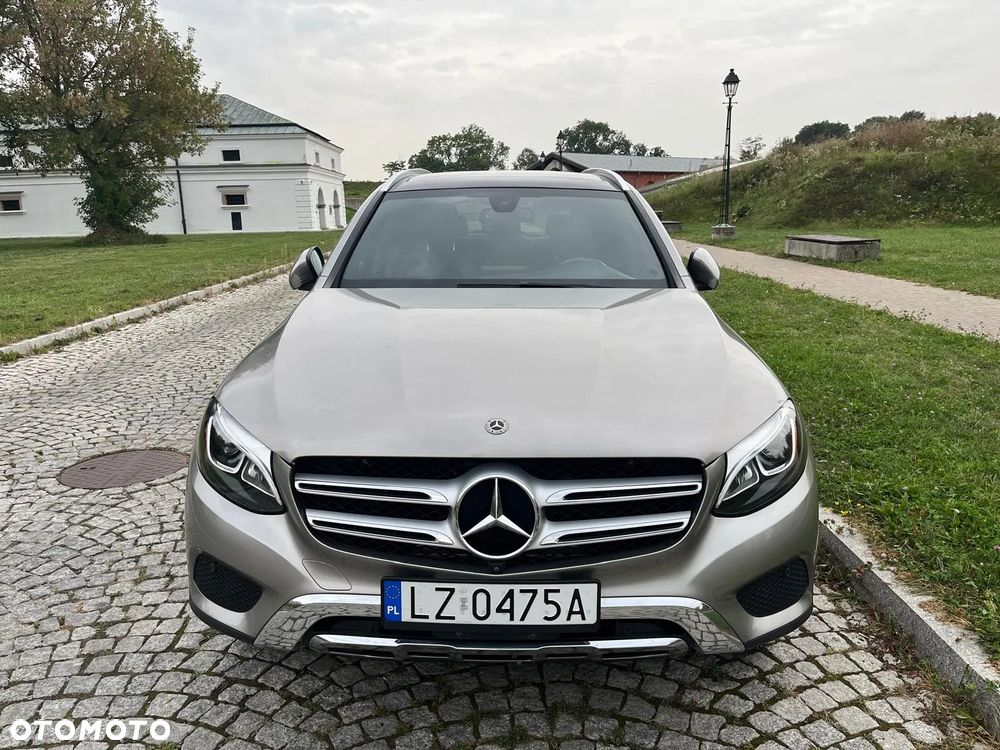 Mercedes-Benz GLC 300 4Matic 9G-TRONIC Exclusive - 10
