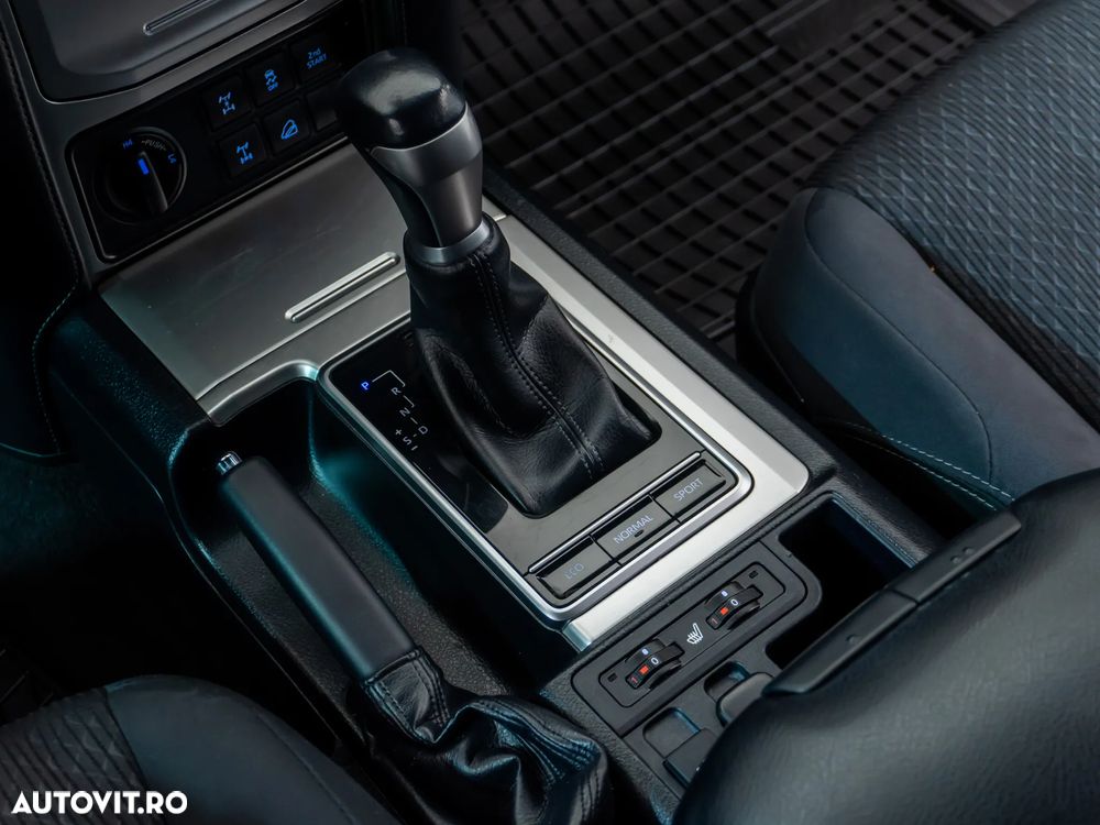 Toyota Land Cruiser 2.8 D-4D Automatik - 28