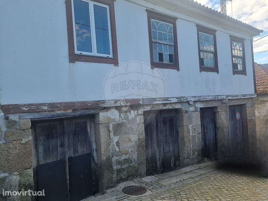 Moradia T5 para venda - Grande imagem: 2/24