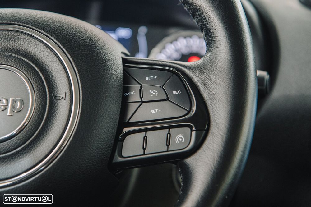 Jeep Renegade 1.0 T Night Eagle - 12