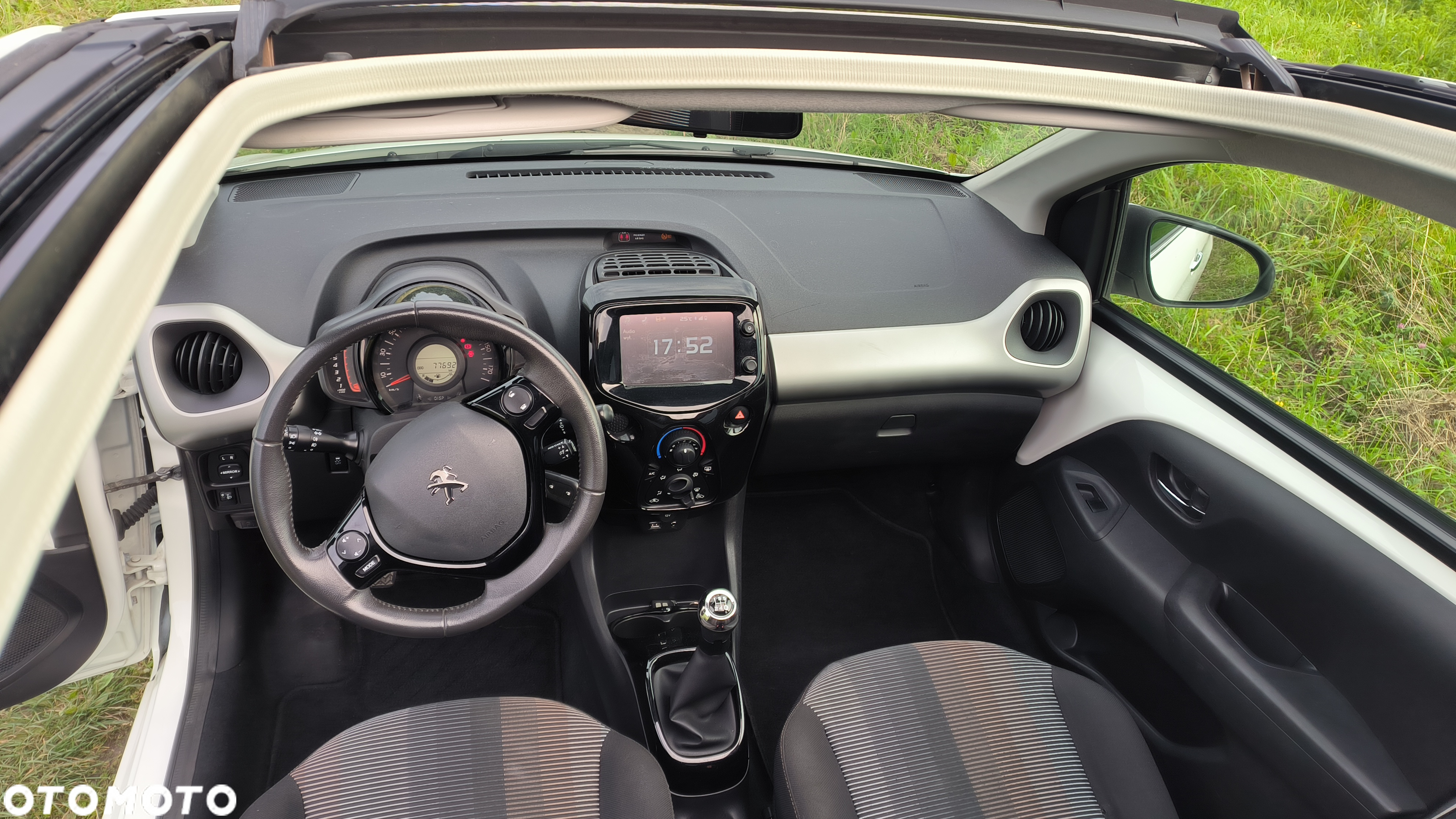 Peugeot 108 PureTech 82 Top Allure - 19