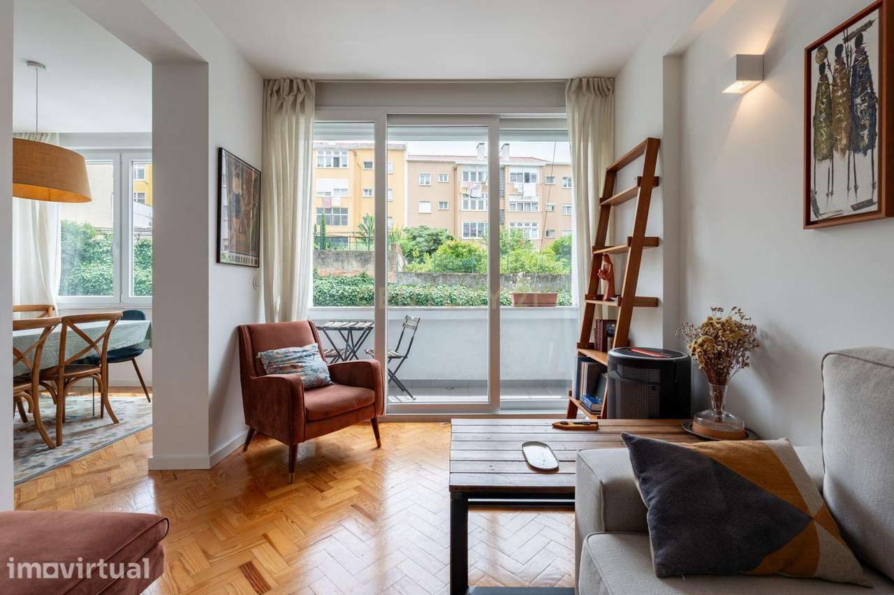 Apartamento T3 Duplex Remodelado em Alvalade - Grande imagem: 4/30