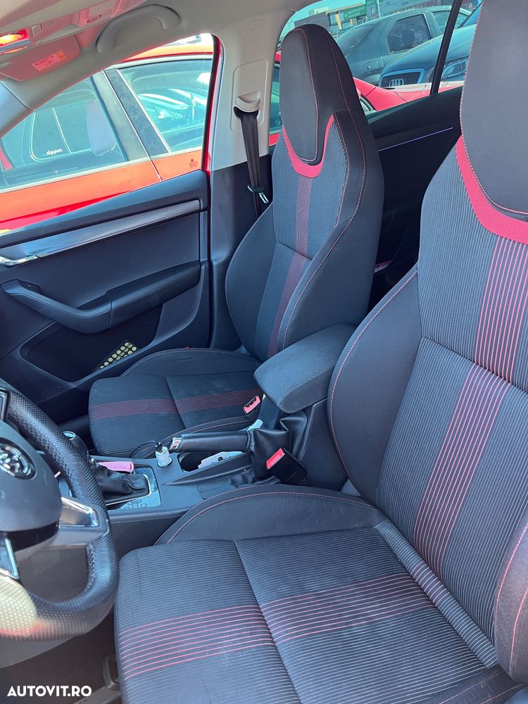 Skoda Octavia 2.0 TDI DSG Style - 7