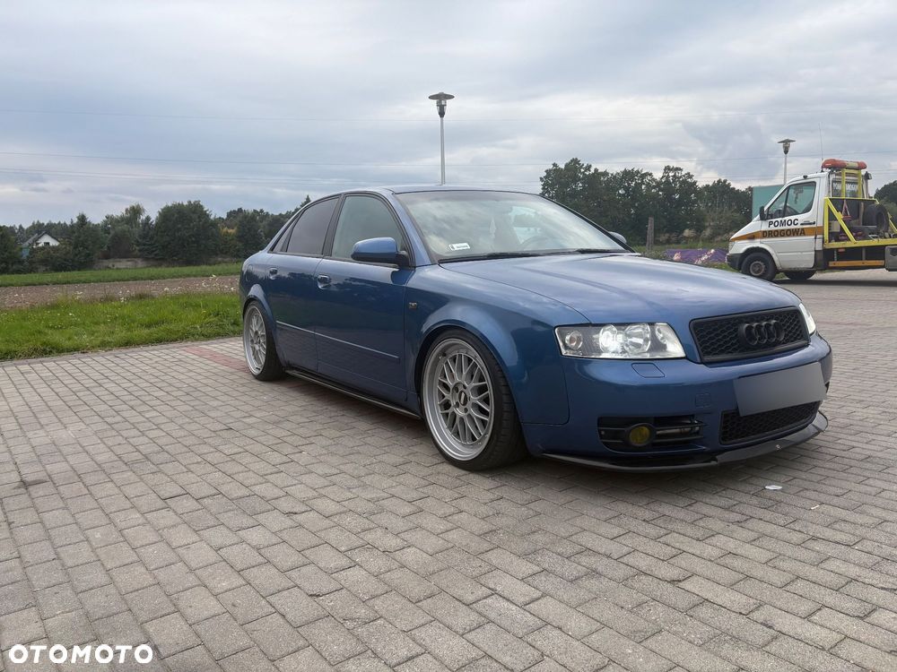 Audi A4 Limousine - 2