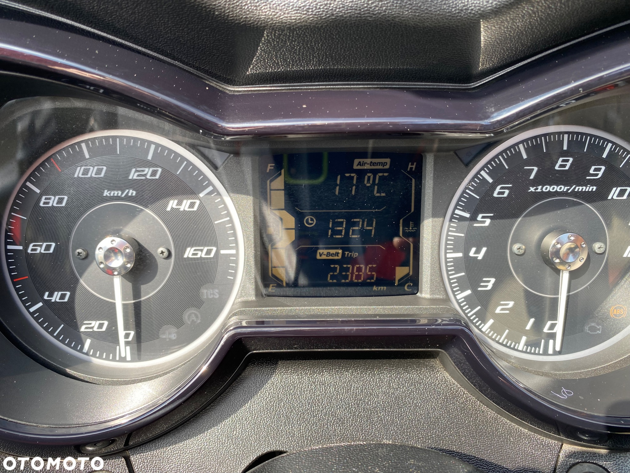 Yamaha X-max - 6