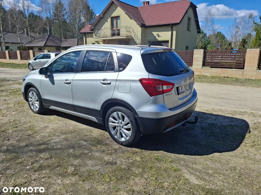 Suzuki SX4 S-Cross 1.6 DDiS Premium 4WD - 5