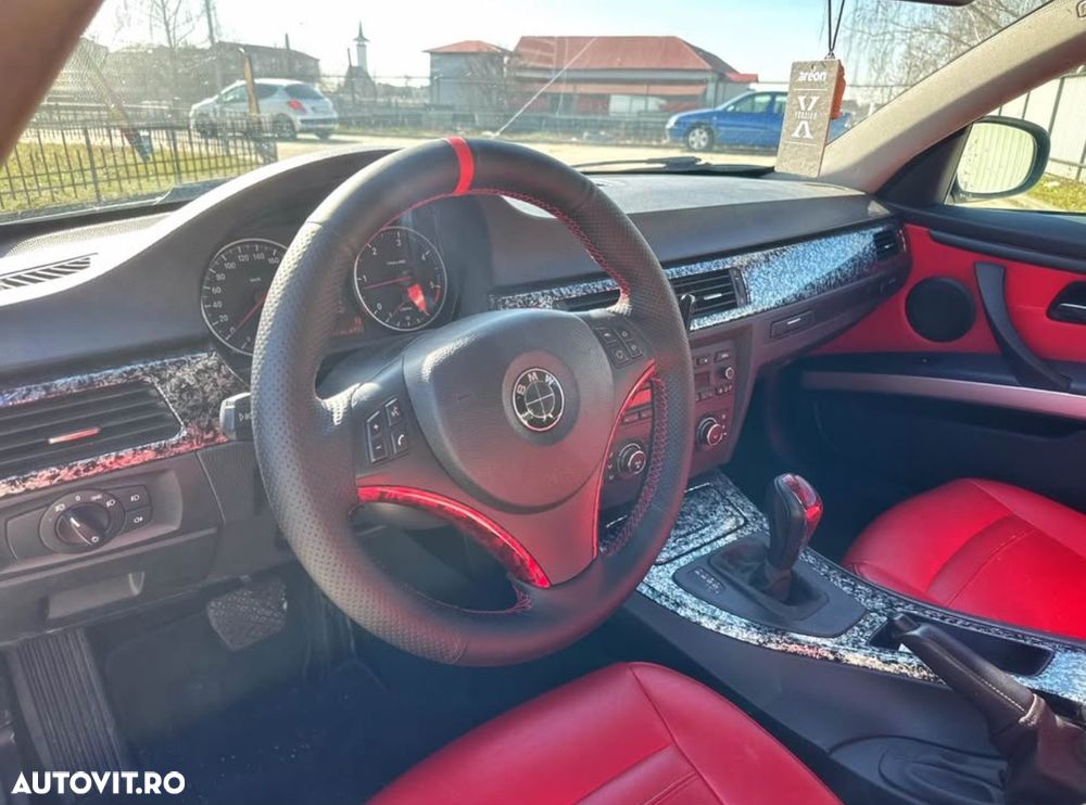 BMW Seria 3 320d Aut. - 3