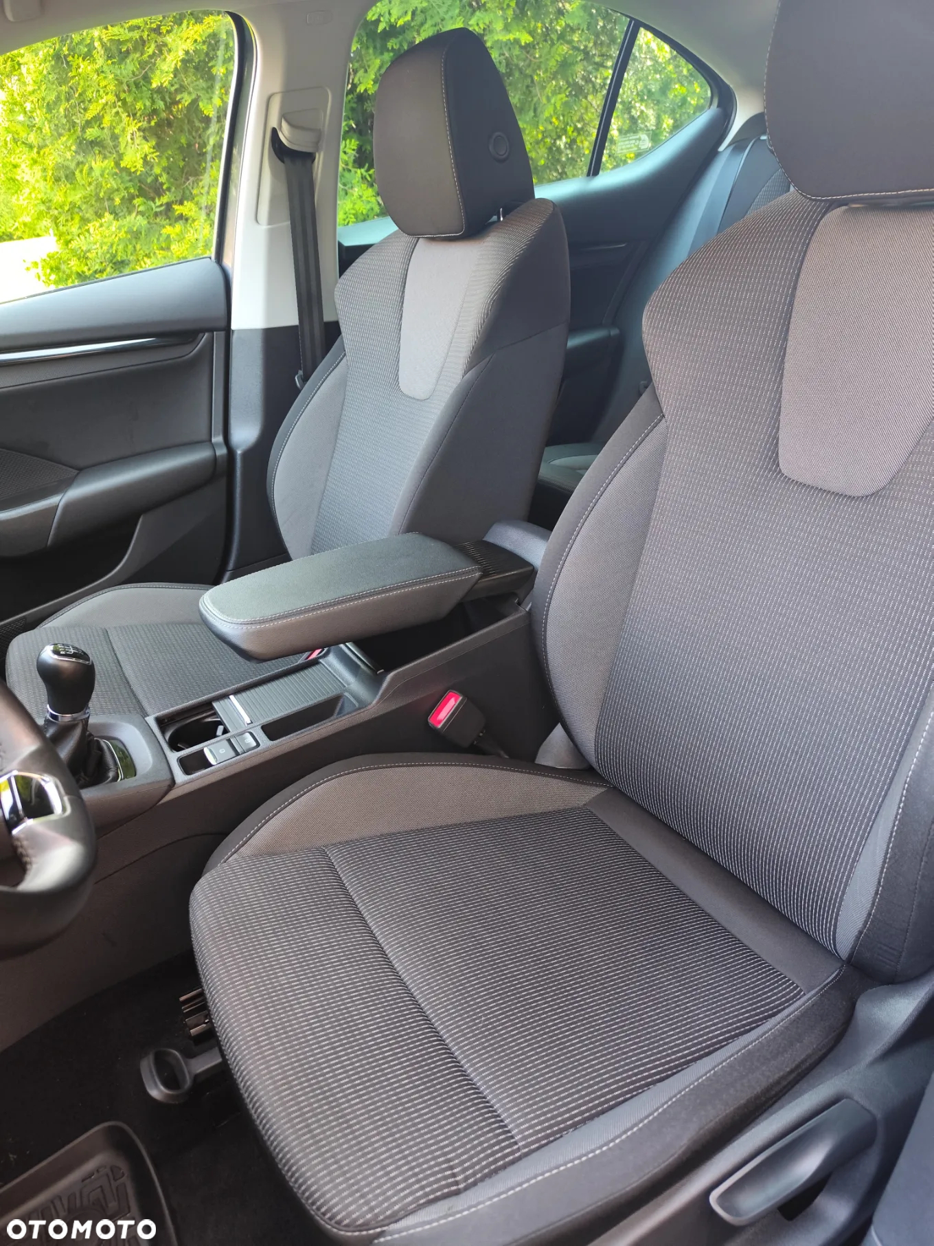 Skoda Octavia 1.5 TSI ACT Ambition - 8
