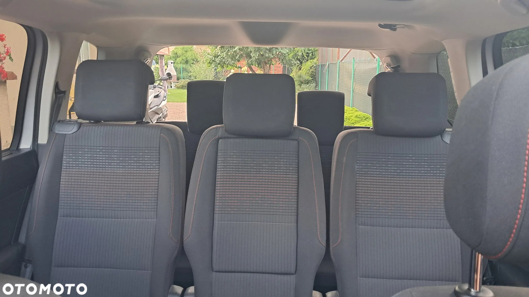 Volkswagen Touran 1.4 TSI BMT Comfortline DSG - 29