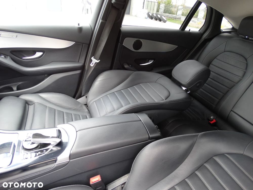 Mercedes-Benz GLC - 23