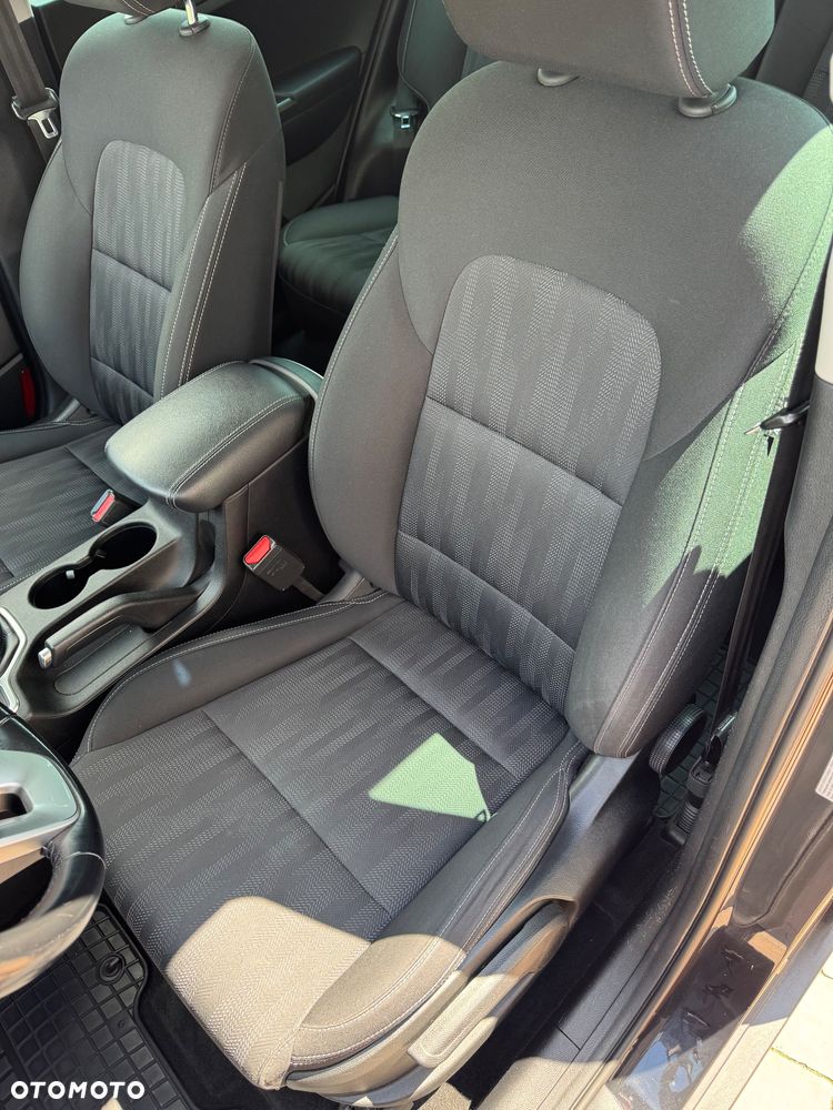Kia Sportage 1.6 GDI M 2WD - 33