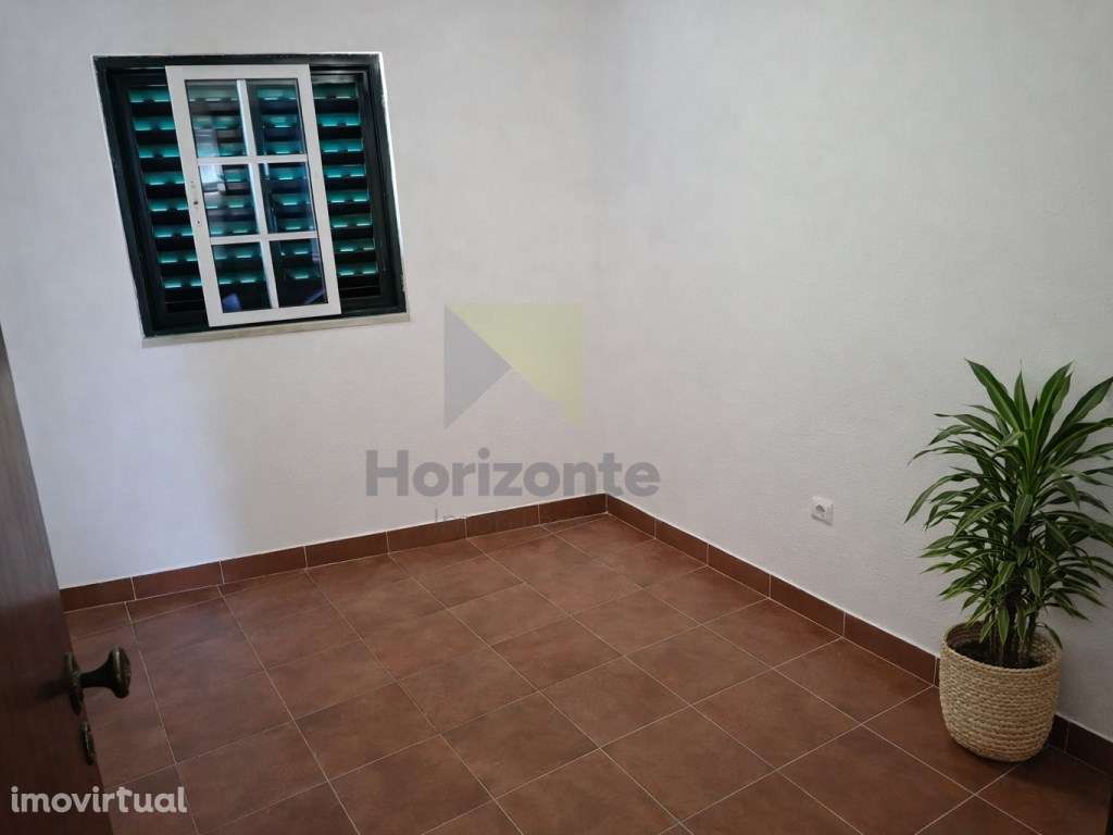 MORADIA R/C E 1.º ANDAR - GAVIÃO - Grande imagem: 4/10