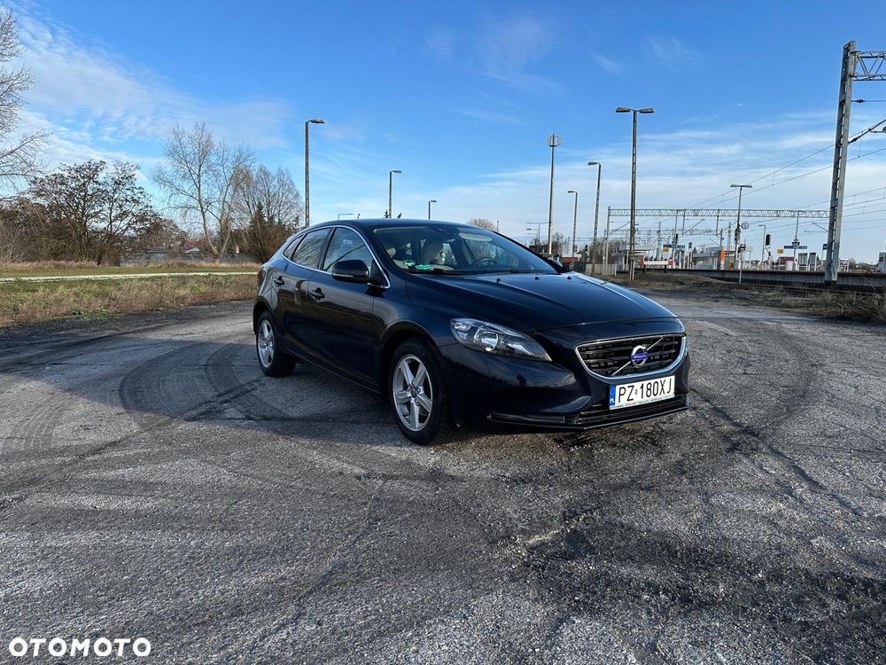 Volvo V40 D2 Momentum - 6