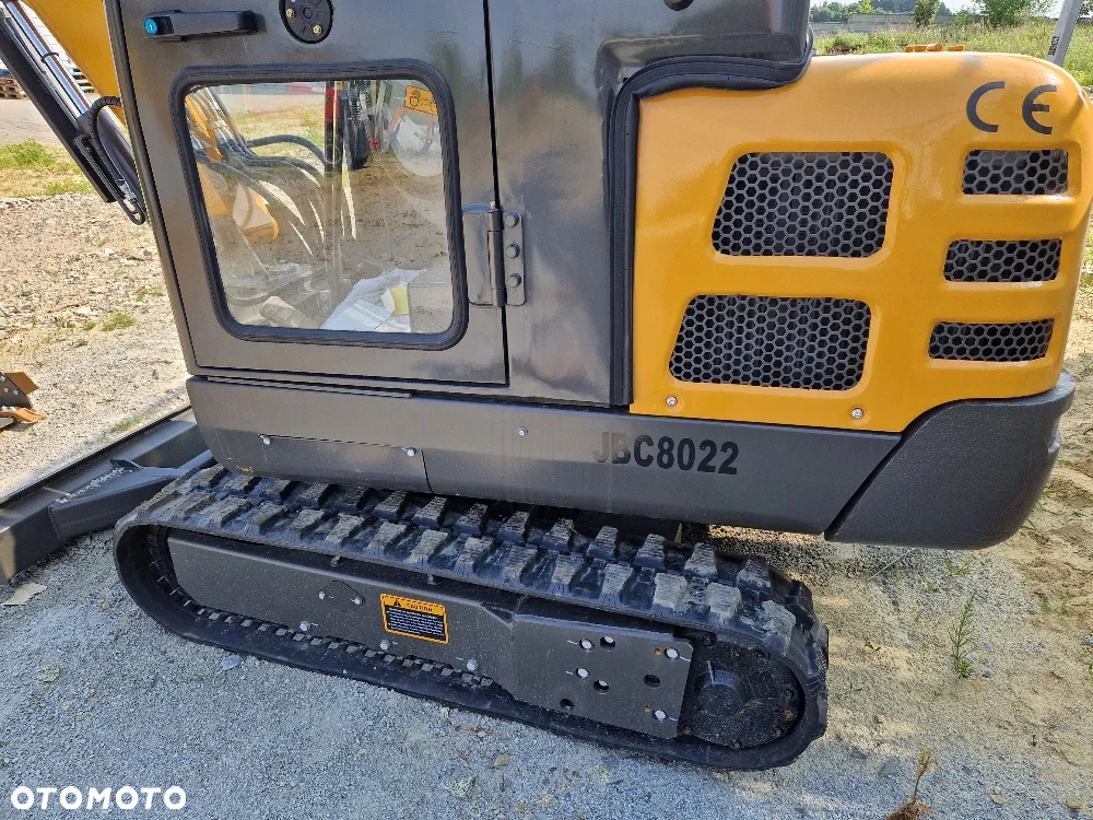 JCB JBC 8022 - 9