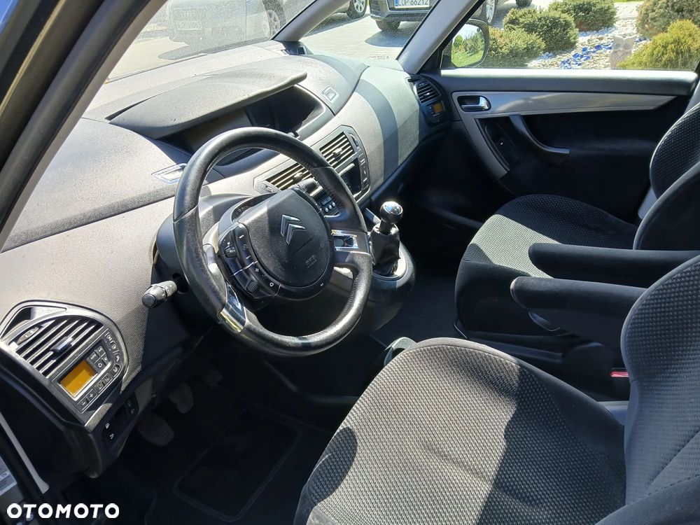 Citroën C4 Picasso 1.8 16V Confort - 26