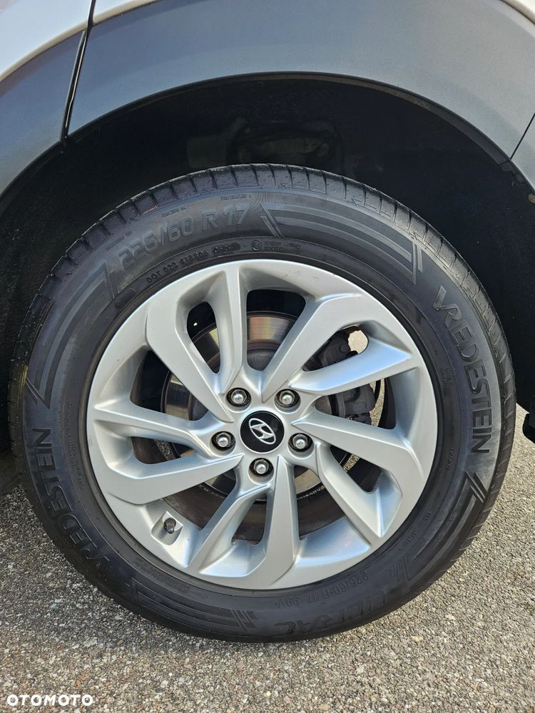 Hyundai Tucson - 11