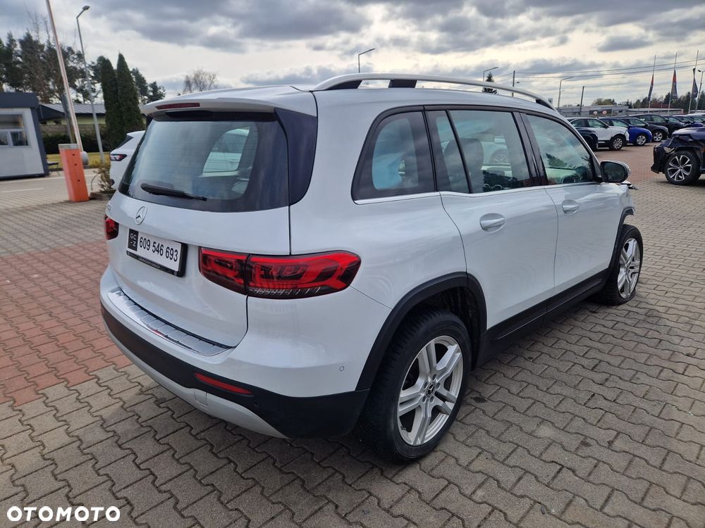 Mercedes-Benz GLB 200 Progressive 7G-DCT - 3