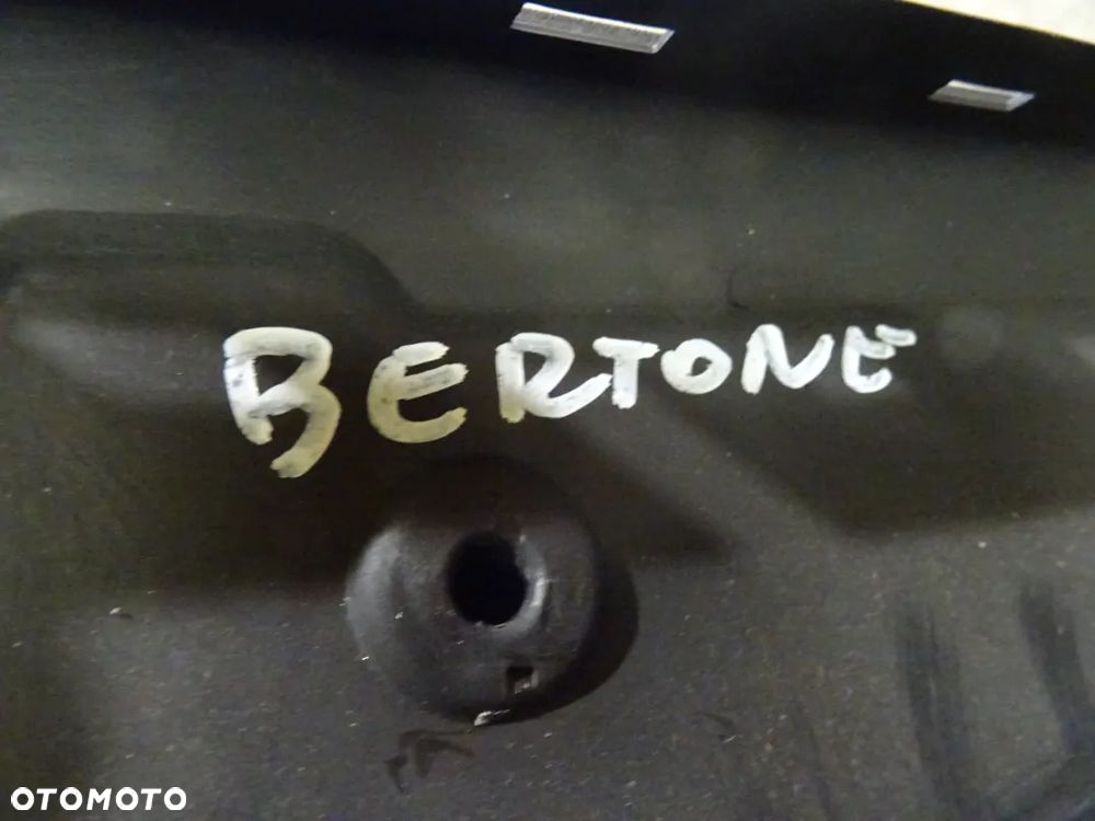 OPEL ASTRA II BERTONE 2.2B DASZEK OSŁONY PRZECIWSŁONECZNE - 3