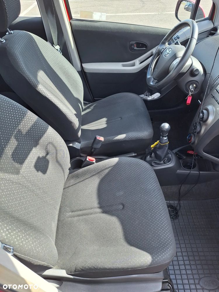 Toyota Yaris 1.33 Luna - 8