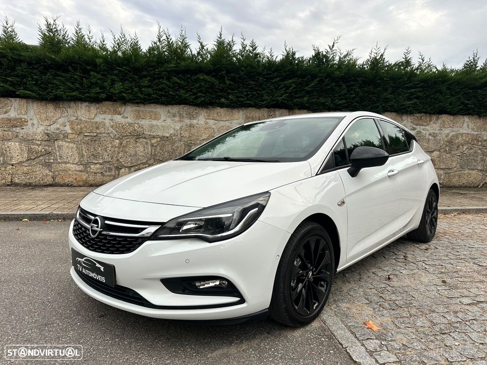Opel Astra 2018 photo 2