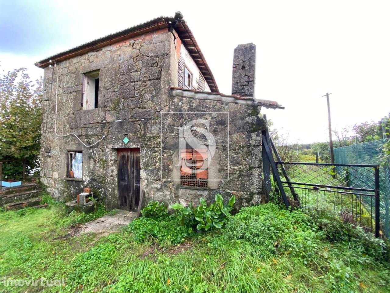 Moradia para Restaurar T1 Venda em Tondela e Nandufe,Tondela - Grande imagem: 2/26