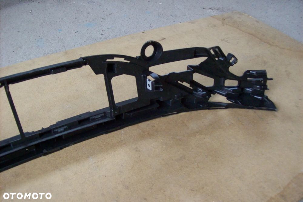 spoiler kratak zderzaka przedniego mercedes w213 lift amg - 4