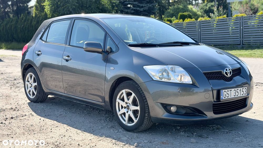 Toyota Auris 1.6 VVT-i Prestige Start - 1