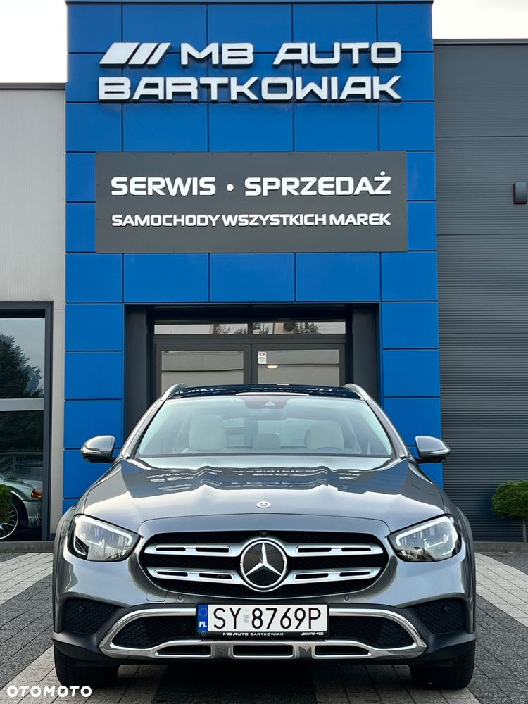 Mercedes-Benz Klasa E 450 4-Matic All-Terrain Exclusive - 32