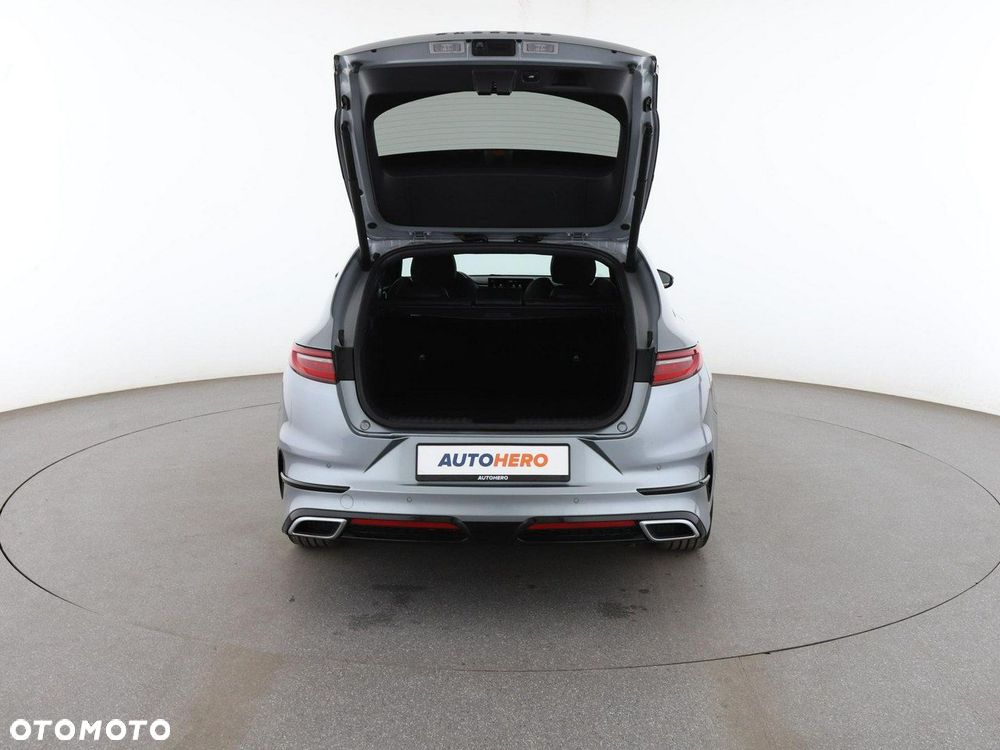 Kia ProCeed 1.4 T-GDI DCT7 OPF GT LINE - 19