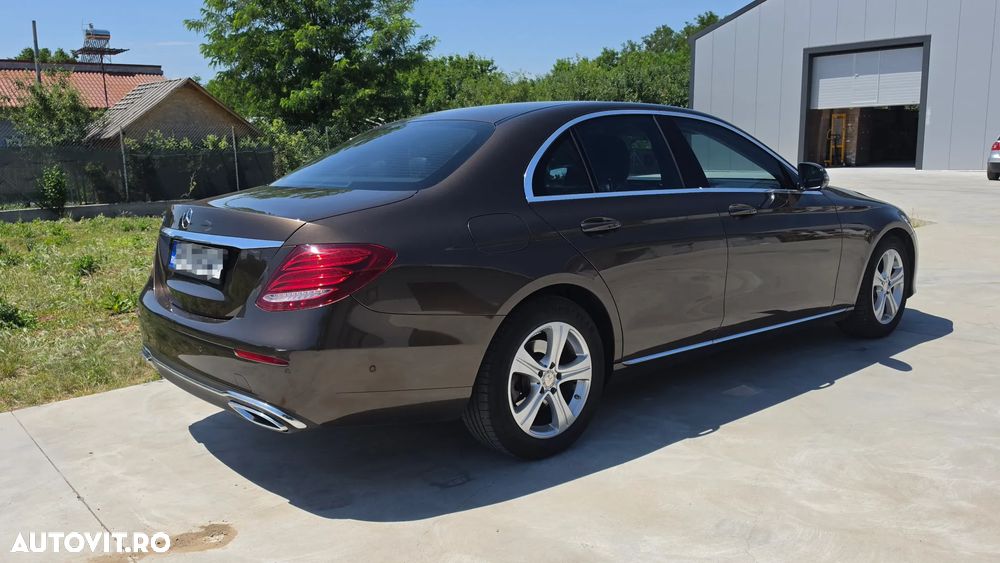 Mercedes-Benz E 2016 photo 5