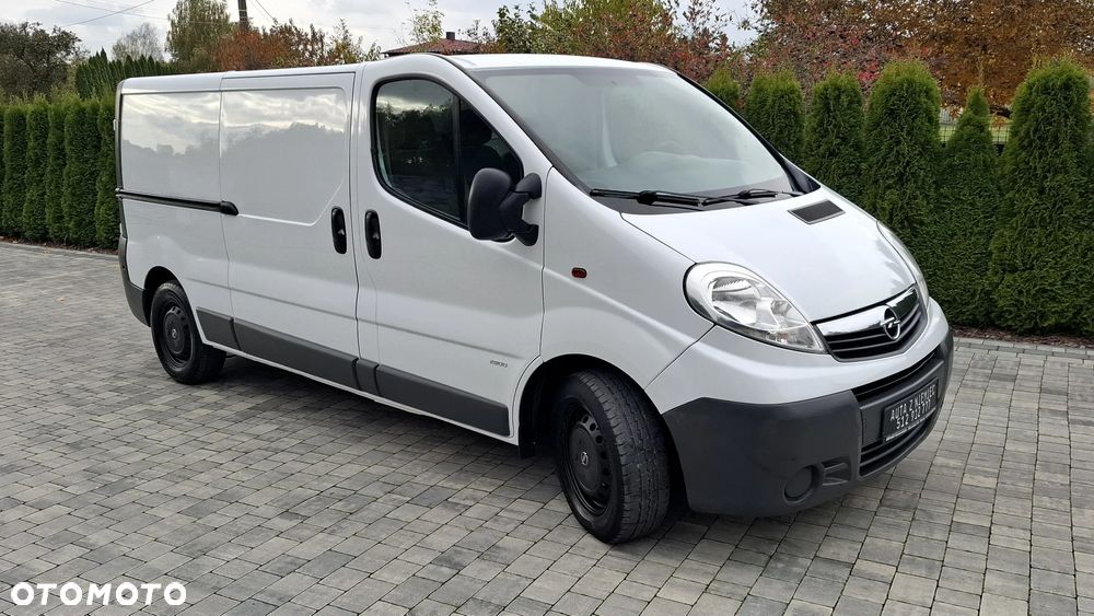 Opel VIVARO - 8