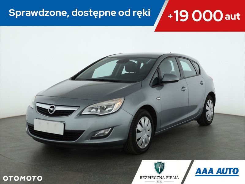 Opel Astra - 1