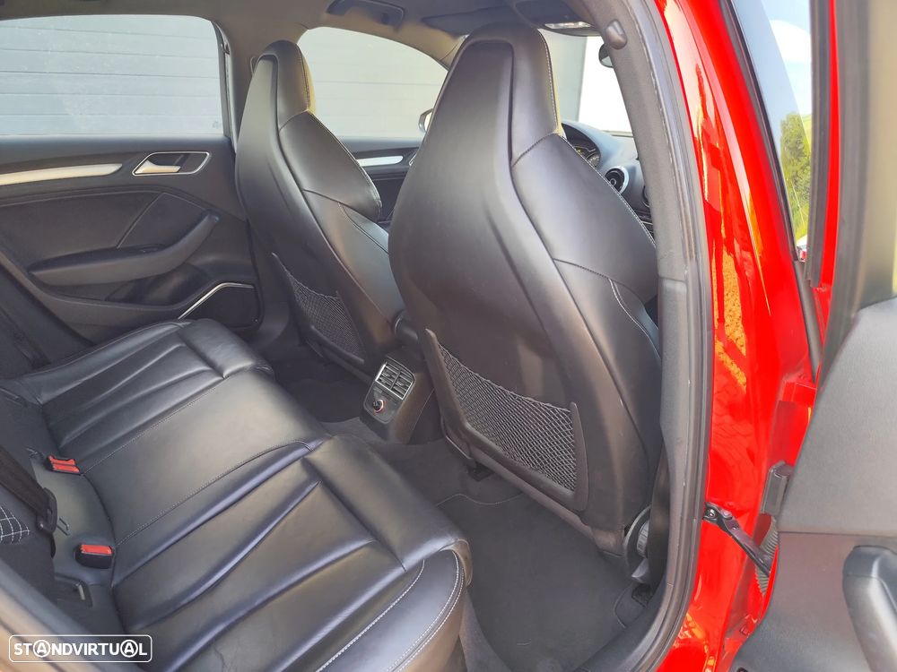 Audi S3 2.0 TFSi quattro S tronic - 13