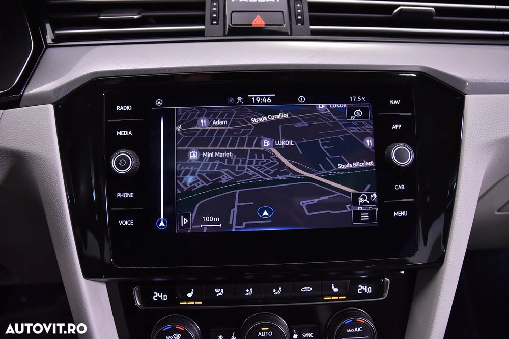 Volkswagen Passat - 20