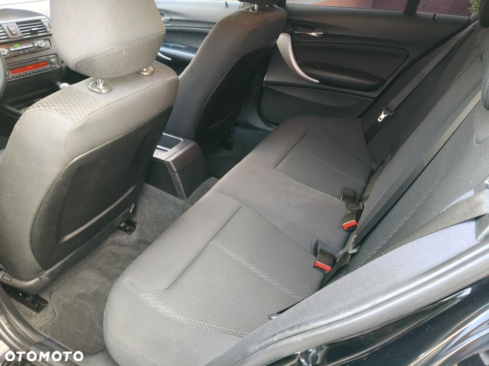 BMW Seria 1 116i - 20
