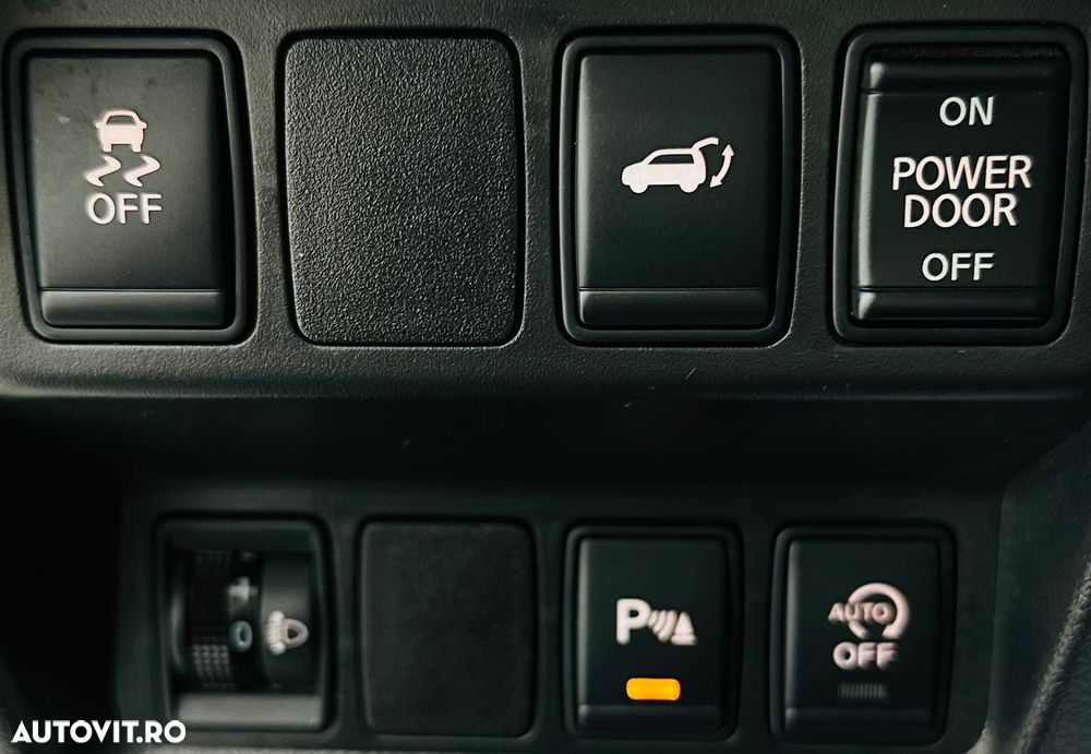 Nissan X-Trail 1.6 dCi N-Connecta - 12