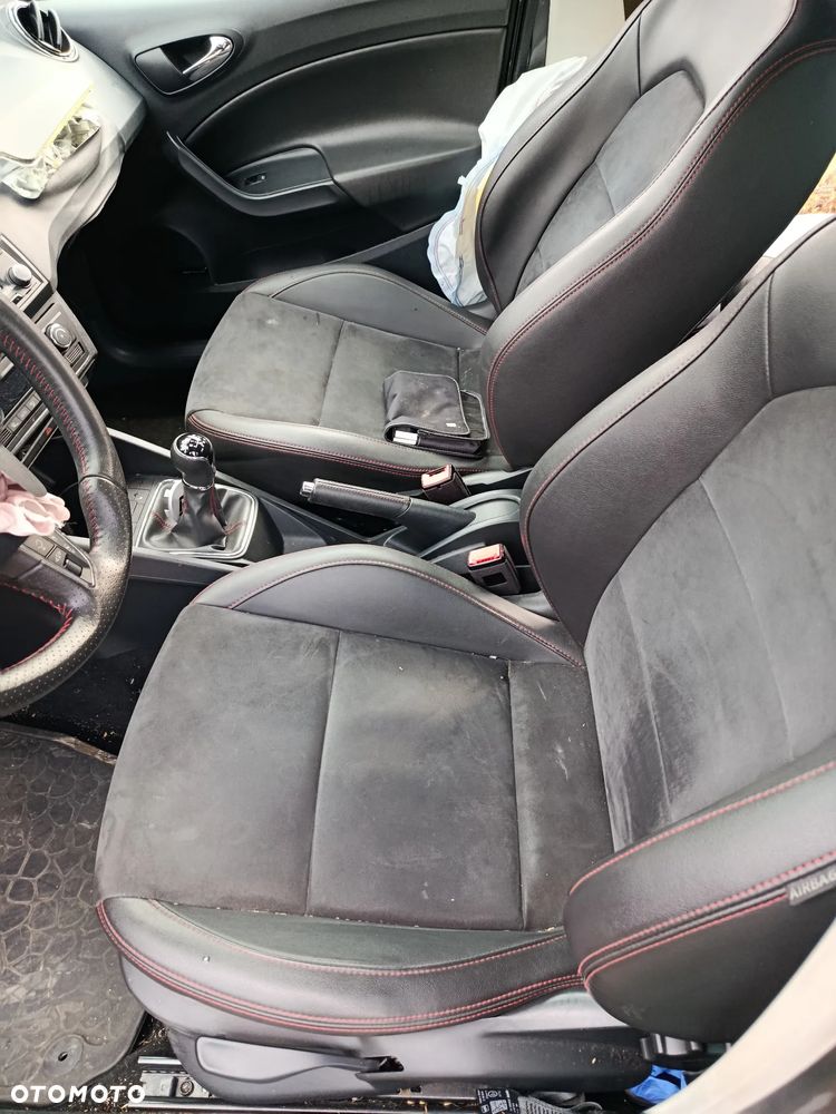 Seat Ibiza 1.0 TSI S&S FR Pro Black Edition - 11