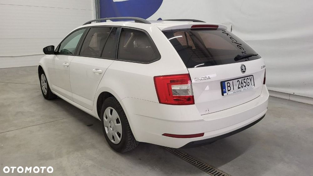 Skoda Octavia - 8