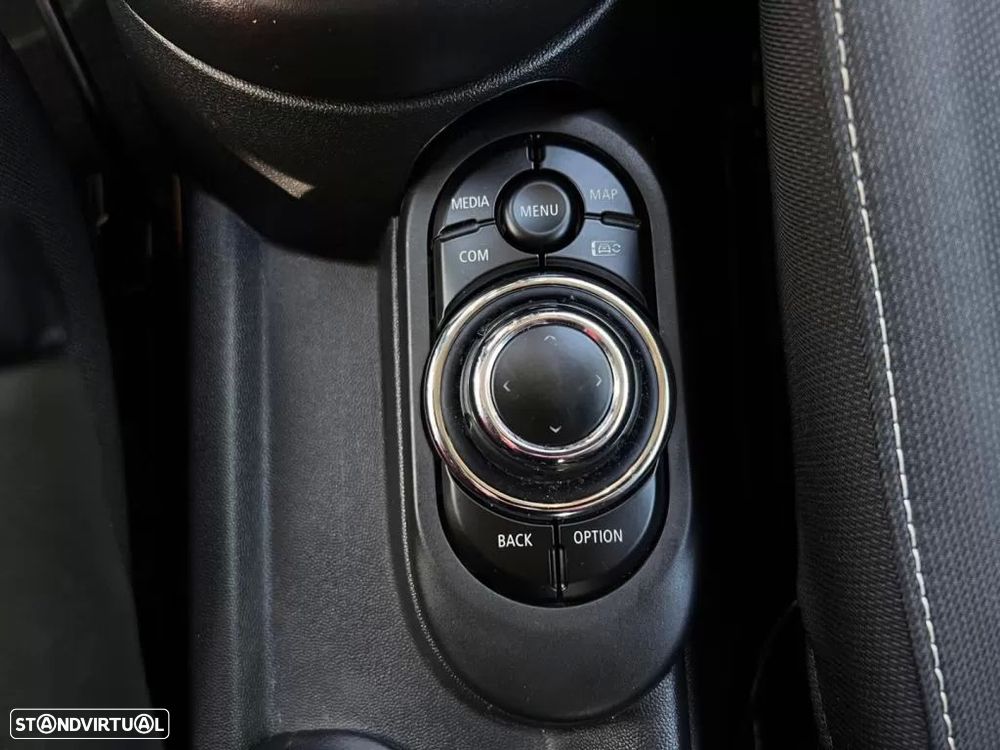 MINI 3 Portas Cooper Premium First Essential - 18