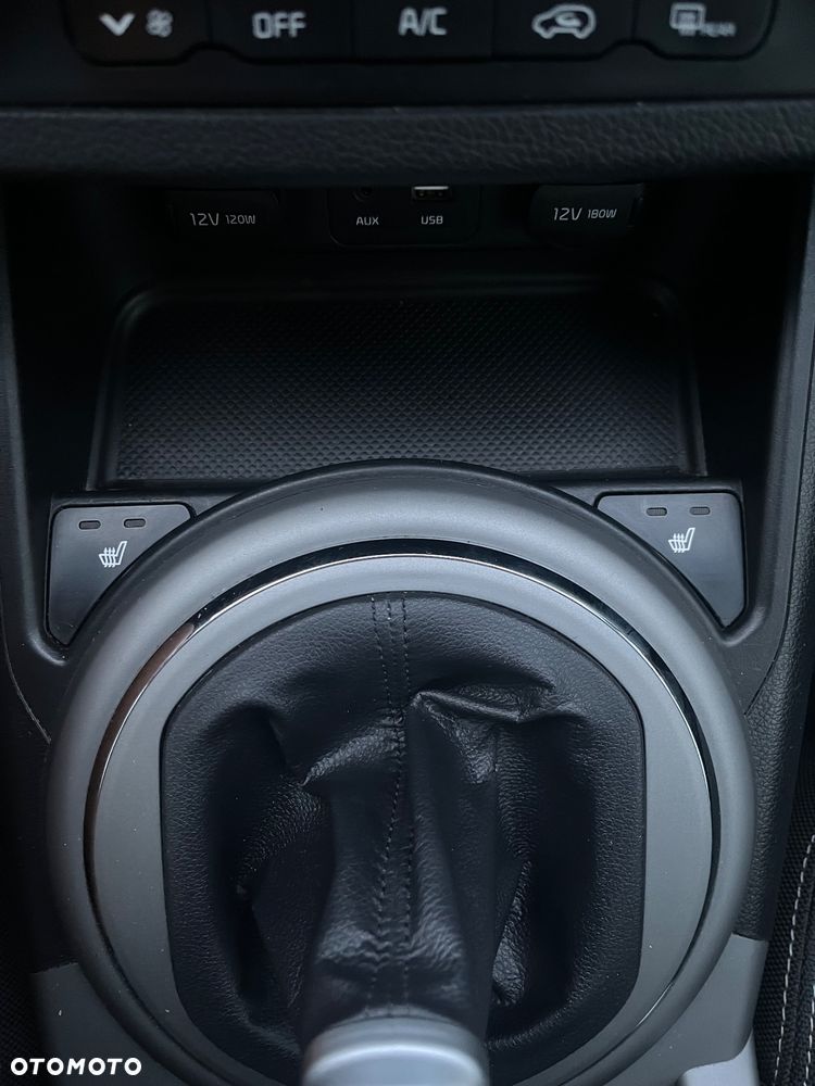 Kia Sportage 1.6 GDI Business Line 2WD - 19