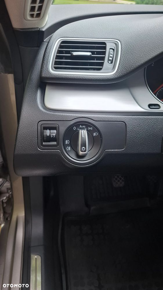 Volkswagen CC 2.0 TDI DPF BMT - 23