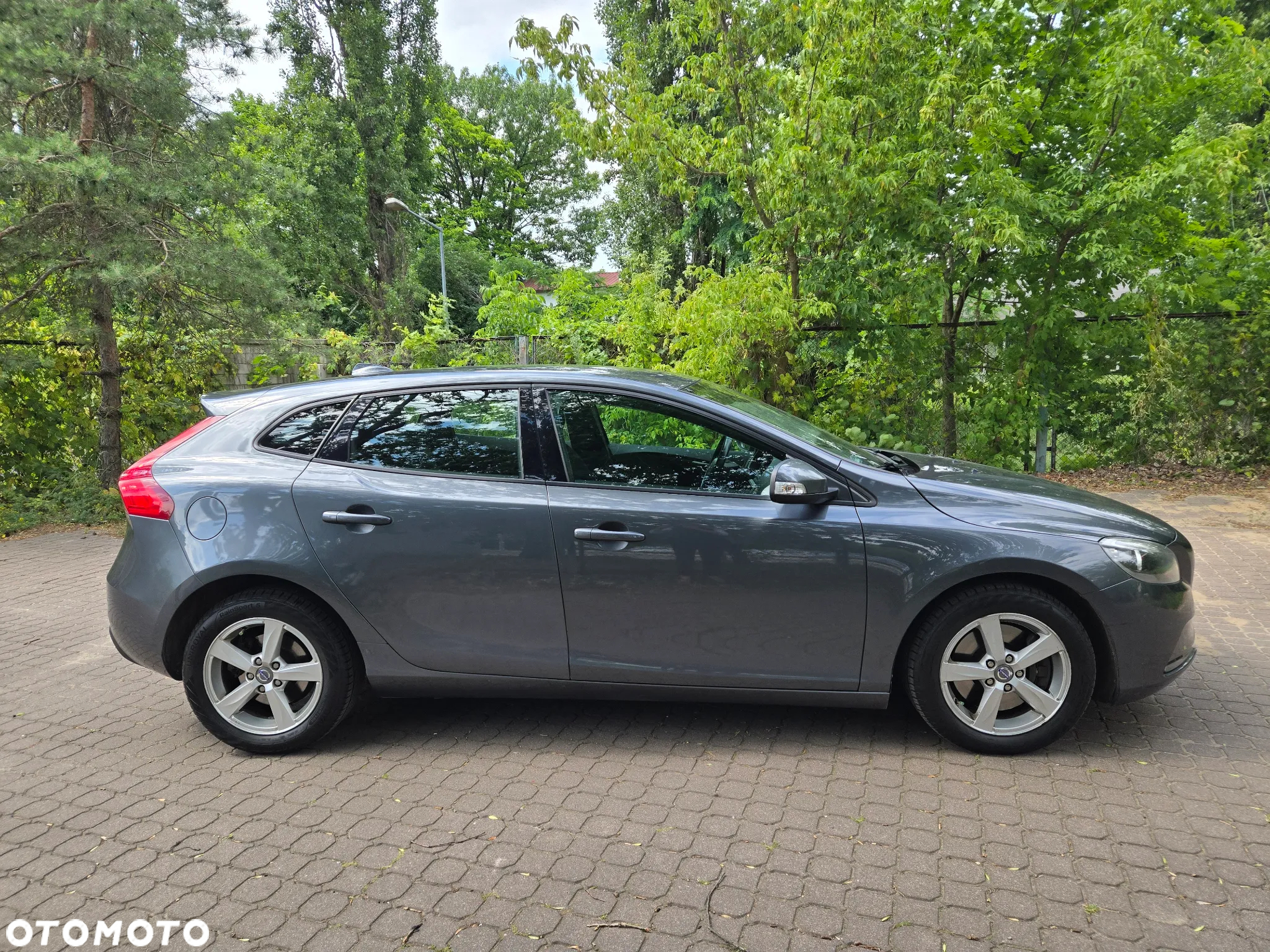 Volvo V40 D3 Kinetic - 4