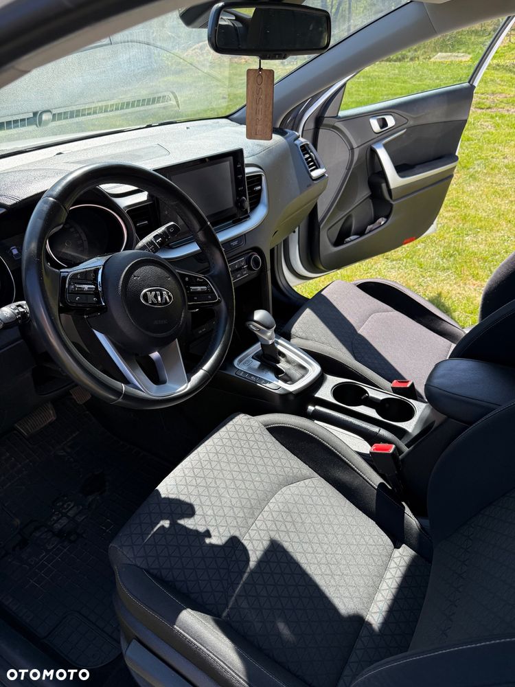 Kia Ceed 1.5 T-GDI M DCT - 10