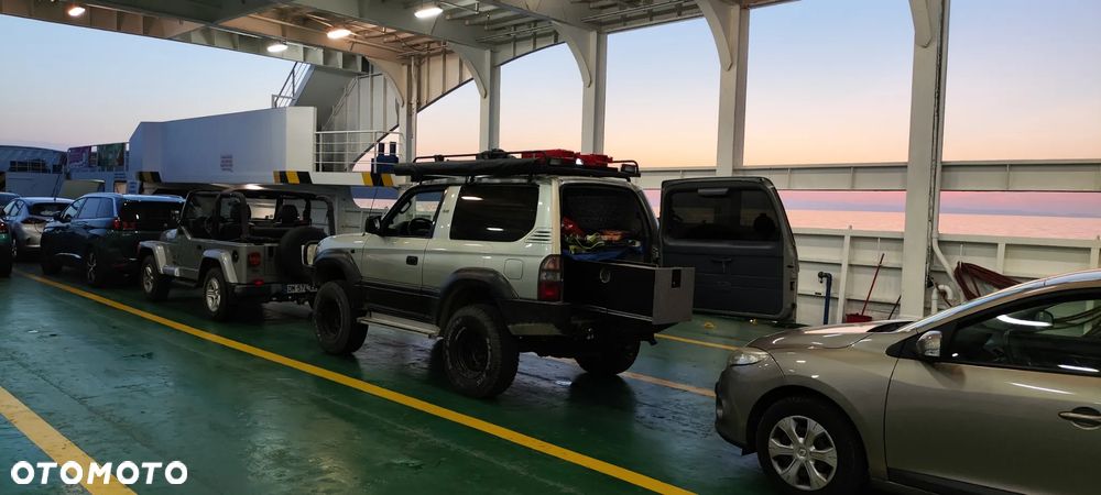 Toyota Land Cruiser KJ90 3.0 TD Special - 39