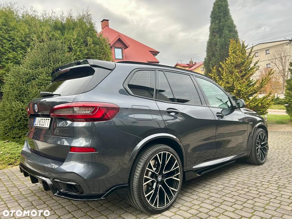 BMW X5 xDrive45e - 11