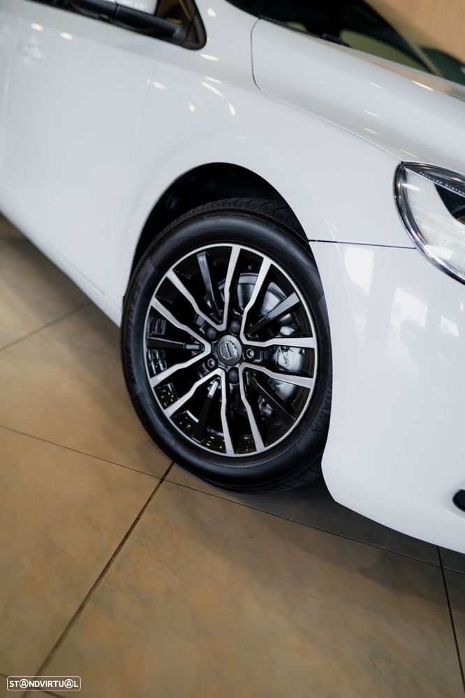 Volvo V40 2.0 D2 Momentum - 9