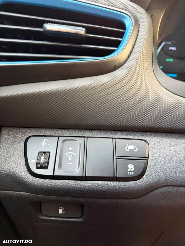 Hyundai IONIQ 1.6 GDI - 13