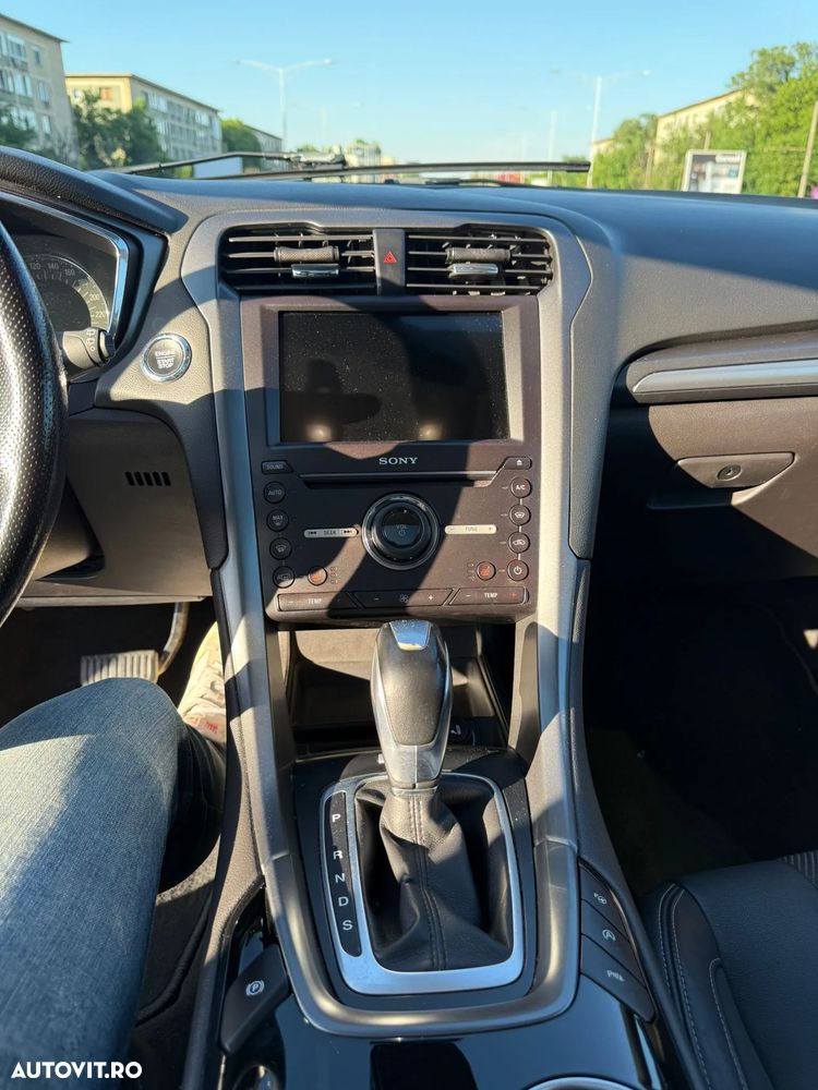 Ford Mondeo 2.0 TDCI PowerShift Titanium - 18