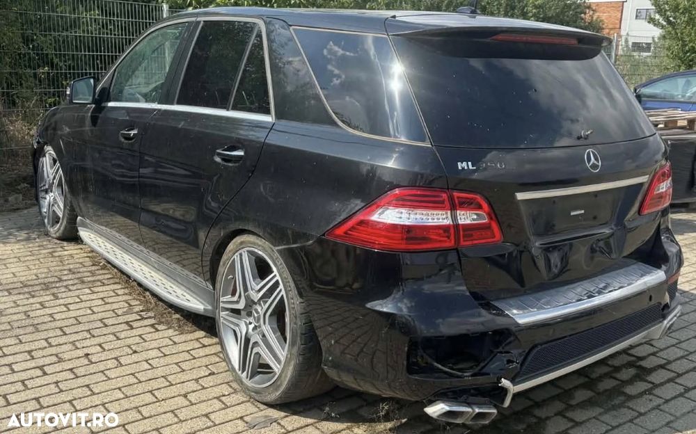 Mercedes-Benz ML 63 AMG Aut - 3